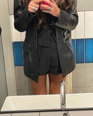 Meg DeLacy Instagram - these days ❤️‍🔥