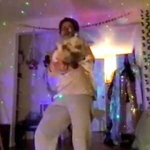 Meg Myers Instagram - So much fun dancing with my Patreon community tonight, had to post a couple clips! Slow dancing with my kitty in the second clip.. swoon🫠😻♥️

Link to join MEGAVERSE (Patreon) is in my bio link!