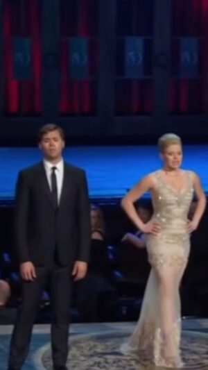 Megan Hilty Instagram - when i’m talking to my therapist