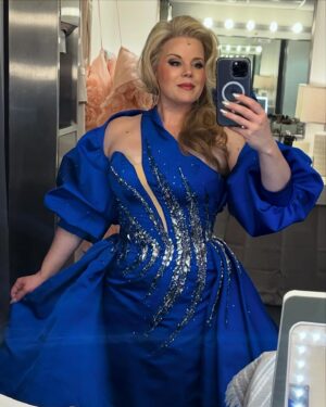 Megan Hilty Instagram - A gown to DIE for. ☠️ 
#DeathBecomesHer