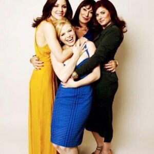 Megan Hilty Instagram - 9 years ago the pilot to the show that changed my life aired. Some say its life was cut short, some wish it was still on, and for others it’s become a classic. To me, it’s always been the same simple thing: a family. Thank you all for still making memes about it, binge watching it and continuing its legacy even after 9 years. It’s something I’ll always be proud of. #SMASHlives ✨