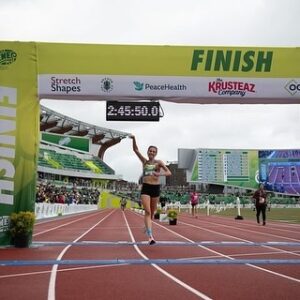 Megan O'Brien Instagram - I said remember this moment 🥹❤️🙏
.
2:45:48 (6:20 pace for 26.2) and 3rd overall at @eugenemarathon 🏃‍♀️ 
.
Hayward Magic is REAL 💚💚💚💚