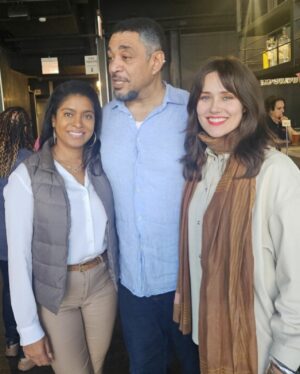 Megan Boone Instagram - My weekend in Chicago to see the dear @harrylennix on stage at @steppenwolfthtr in #purposeplay — he was absolutely brilliant- funny, subtle, heartbreaking, and has lived a life that he put into this play. The entire cast, the writing by #brandenjacobsjenkins , the direction of @phyliciarashad — all outstanding. Congratulations Harry. Love you
