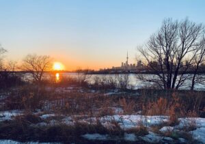 Megan Follows Instagram - Sun down, moon up. #toronto #goforawalk #tommythompsonpark