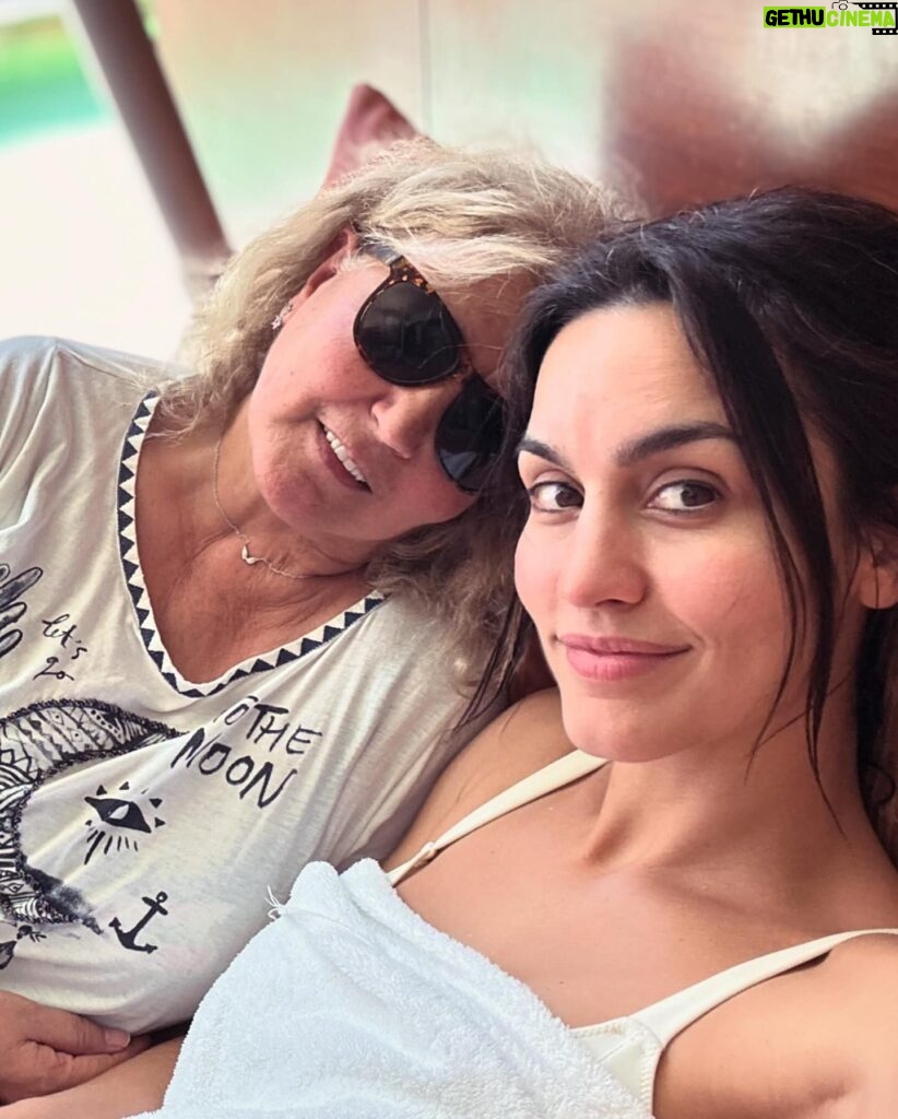 Megan Montaner Instagram - Felicidades MAMIXULA ♥️