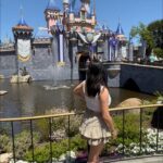 Megan Nicole Instagram - disney adult 🐭