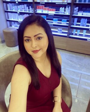 Megha Ghosh Instagram - 𝗧𝗼 𝗕𝗲 𝗧𝗵𝗲 𝗕𝗲𝘀𝘁, 𝗬𝗼𝘂 𝗠𝘂𝘀𝘁 𝗕𝗲 𝗔𝗯𝗹𝗲 𝗧𝗼 𝗛𝗮𝗻𝗱𝗹𝗲 𝗧𝗵𝗲 𝗪𝗼𝗿𝘀𝘁 💔

🌸🌼🌸🌼𝗠𝗶𝘀𝘀 𝗬𝗼𝘂 𝗣𝗮𝗽𝗮🌼🌸🌼🌸😞💔

𝐇a𝐢r C𝐮t 💇‍♀️ @enrichmumbai  𝐀n𝐝h𝐞r𝐢 𝐖e𝐬t, 𝐌u𝐦b𝐚i. 

✵

✵

✵

✵

✵

✵

✵

#odisha #odisha_igers #odishagram  #kolkatareels #kolkatareels❤️❤️❤️ #kolkataphotography #kolkatafashionblogger #kolkatamodel #kolkatablogger #kolkatabloggerstyle😍❤️ #bengali #bengalifood #bengalicuisine #bengalifoodblogger #kolkatasutra #kolkatadiaries #MeghaGhosh 💔
