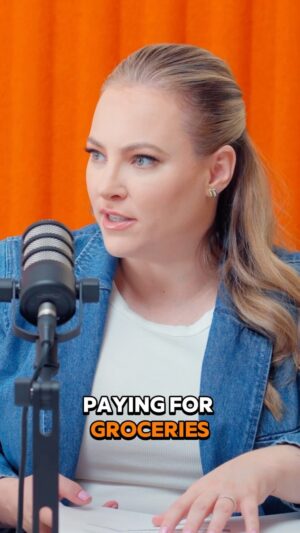 Meghan McCain Instagram - Who else has been SHOCKED by their grocery bills? 🙋‍♀️

Meghan and @nikkischwab are on the show today talking all about election 2024, Trump’s lead, and the infamous brain worm 🪱 

Listen   watch Citizen McCain NOW on Spotify, Apple Podcasts, and YouTube! 

#meghanmccain #citizenmccain #groceries #inflation