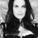 Meghan Ory Instagram - Black and White or color….? 🧐#newheadshots #nursingboobs @maggiedixon