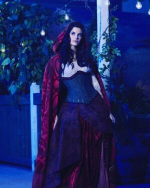 Meghan Ory Thumbnail -  Likes - Top Liked Instagram Posts and Photos