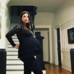 Meghan Ory Instagram - 87 weeks pregnant and ready to party 🤪 thanks for having me @finfilmfest - love learning all about the east coast film industry! #fromcoasttocoast #aiff #inbedby10