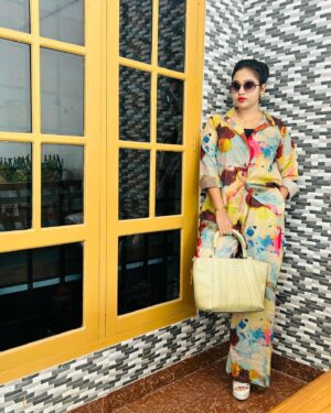 Meghna Vincent Instagram - Costume by @western_lady_