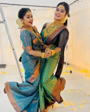 Meghna Vincent Instagram - Location fun 🤩