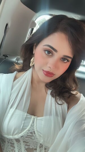 Mehtab Mirza Instagram - शहज़ादी👑✨

.
.
.
.
.
.
.
.
.
#trendingreels #trending #explore #explorepage #fyp #foryourpage