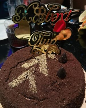 Mehtab Mirza Instagram - Birthday 2024 ♥️ 🎂 ✨ 🎉 🥂 
I am so grateful for the family & friends God chose to give me .Life is good alhamdulilah 🧿 ✨💕

.
.
.
.
#fyp #foryourpage #explore #explorepage✨ #ootd #instagood #luckygirl