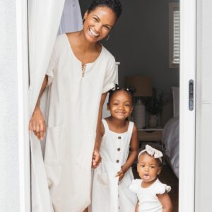 Mekia Cox Instagram - Happy Mother’s Day to all mamas out there!! To my mom (swipe for the second pic). Thank you for your strength, your endurance (a thing I didn’t realize how much you needed until I became a mom) your kindness, your compassion and your ability to see who I was as young child and help build the woman I’ve become today, I love you with all my heart. ❤️❤️❤️. (As for the third pic…my husband said it’s weird to crop Muhammad Ali out of a picture and I agreed soooo there he is 🤷🏾‍♀️. Lol)