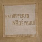 Mel Lisboa Instagram - Fevereiro, ano bissexto. Carnaval, suor e lágrimas. 366 dias. Aleatórias.