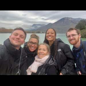 Melanie Blatt Instagram - And that’s a wrap !! What an experience and one I will never forget! My mum is the best and I can’t thank her enough for everything she does for me and my family . Thanks to our crew and everyone that was involved. I received so many messages of encouragement and support from strangers and that really meant the world to me . What’s next , who knows…….. ❤️