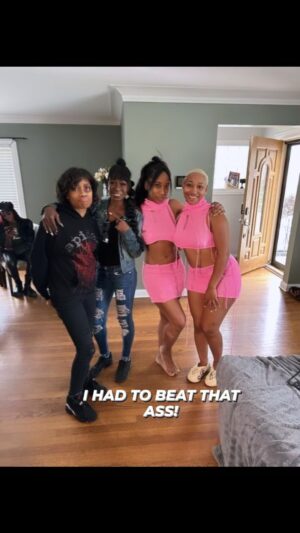 Melanie Comarcho Instagram - THIS IS A SKIT, NOT MY DAUGHTER 😊 @whis_hacks
@_prettyskinny_ @tipfineass #followme
