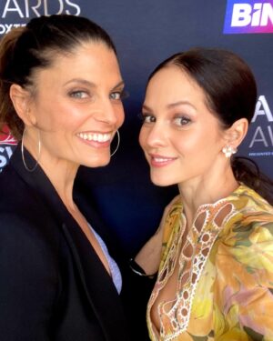 Melanie Zanetti Instagram - Had a blast presenting a couple of awards at the @aacta today with @natalie.tran 🤍and @officialblueytv took home its 4th consecutive AACTA for best kids Television program! 🧡✨
Huge thanks to - 

Dress @acler ✨
Hair @hairdressers_diary 
Make up @annabelbartonbeauty 
Jewelry @_mimco
Hot date @zoe_ventoura