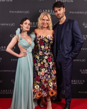 Melanie Zanetti Instagram - A veritable mountain of photos from the wonderful premiere of Gabriel’s Redemption in last night. 
Huge thank you @toscamusk for creating such a brilliant eve in London, to @lipstickkelly for my gorgeous luminous make up look and @lukepluckrose for the finger waves of my dreams and to my manager @bethslg for once again finding the best talent and organizing everything! 

And to @veronicaspadaro who designed this dress with me, made half of it in Italy and half of it here in London who took me seriously when I said ‘can we make the sleeves feel like fish fins? I’m thinking 1930’s Hollywood meets mermaidcore straight out of the ocean’ and she TOTALLY nailed the brief. Thank you for your creativity, incredible skill and beautiful friendship, I just adore you! 💖✨💖✨

Make up @lipstickkelly 
Hair @lukepluckrose 
Dress @madetomeasurenyc @veronicaspadaro 
Shoes @jimmychoo 
Bag @olgabergofficial