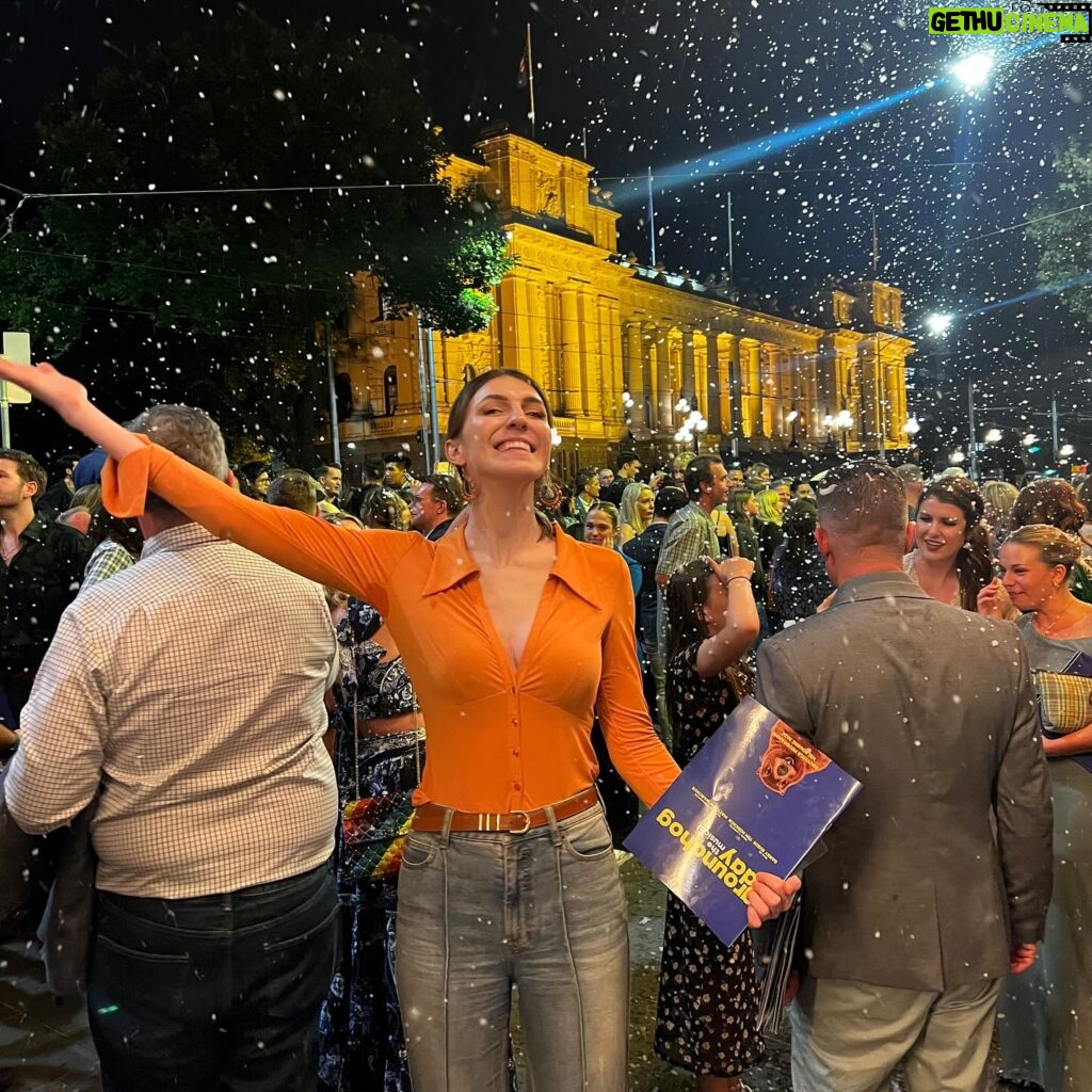 Melanie Bracewell Instagram - They had “snow” falling down after the Groundhog Day premiere in Melbourne last night. I tried to embrace it like the movies but my arms are too long so I just ended up smacking a stranger. P.S the show was excellent ya gotta see it