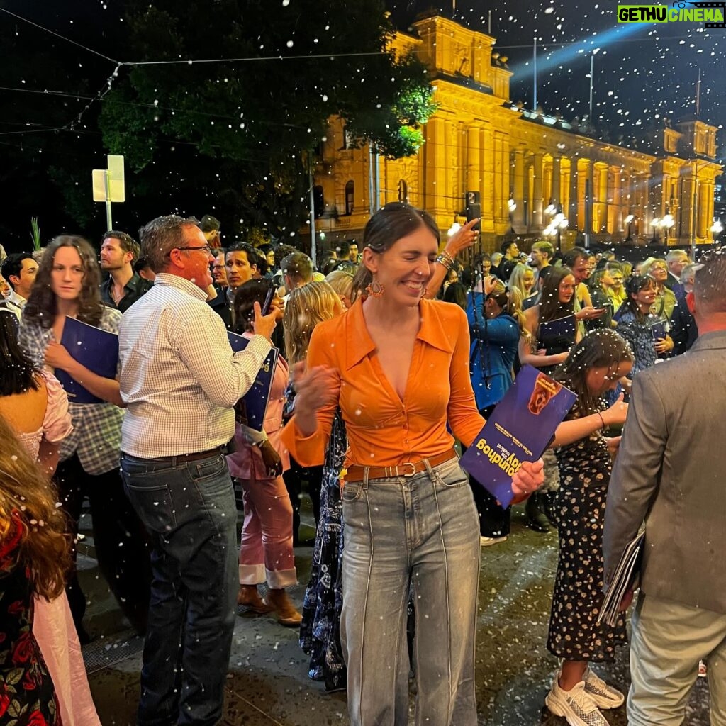 Melanie Bracewell Instagram - They had “snow” falling down after the Groundhog Day premiere in Melbourne last night. I tried to embrace it like the movies but my arms are too long so I just ended up smacking a stranger. P.S the show was excellent ya gotta see it