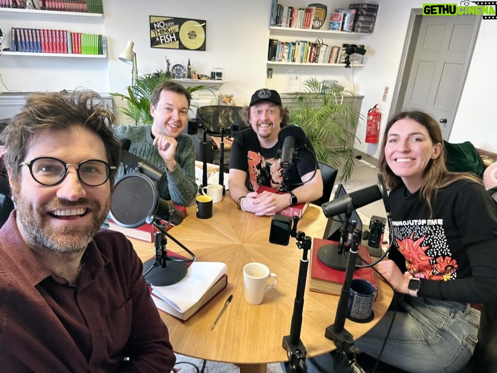 Melanie Bracewell Instagram - This week on #NoSuchThingAsAFish we are joined by New Zealand comedy gold, it’s @melaniebracewell. Out now wherever you get you podcasts.