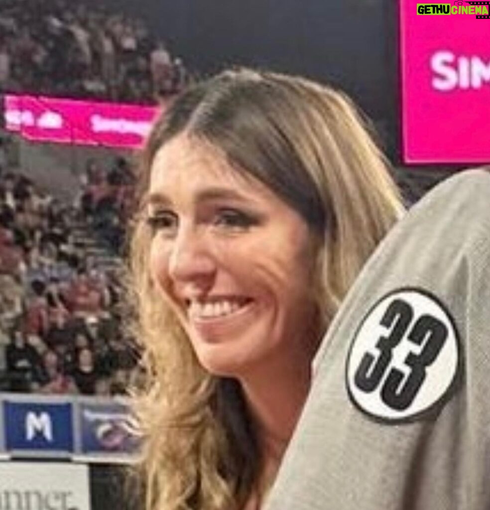 Melanie Bracewell Instagram - Just three basketball legends hanging out.