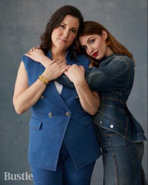 Melanie Lynskey Instagram - We did this piece for Bustle and got to talk to the wonderful @danaschwartzzz. This is the first time I have revealed the secrets of my seven perfumes. 

Styled by the lovely kind @jrodlacks. 

I’m wearing my own jewelry from @digbyandiona @foundrae and @melanieauldjewelry 

Thank you to everyone for their hard work on this day! 

I have such a hard time looking at pictures of myself. It’s never comfortable or easy for me. So the absolute joy I’m feeling in getting to post a publicity picture of myself with one of my favourite people?? I love this. You all know how I feel about @sophie__nelisse. I am in awe of her talent and in love with her personality. She’s so truly beautiful in every way and I’m so lucky to know her. Thank you @bustle and photographer @tawnibannister for capturing our special bond. 
Makeup: @stephensollitto 
Hair: @dickycollins 
#sophienélisseemmyseason 

💕💕💕
