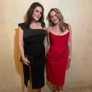 Melanie Lynskey Instagram - Oh my gosh- thank you so much @csiriano for inviting me to sit in the front row of your beautiful show. It was so gorgeous and inspiring and the dinner and after party were too much fun. Christian makes everyone feel loved and welcomed. As always I didn’t take enough photos but I’ll remember this night forever. So fun to get to spend time with the most incredible group of fun, fierce and talented women. 
Thank you to @misha_rudolph_stylist for styling and posing with me on the beautiful stairs of the plaza
Thank you to @helenreavey for the sexy hair, @genevieveherr for beautiful makeup and @pattieyankee for perfect manicure. And to all for the chats and lovely time hanging out with me and memaw who was visiting (@yasbeckamy)
This @joshlevkoffjewelry was incredible
Feeling very lucky 💖💖💖