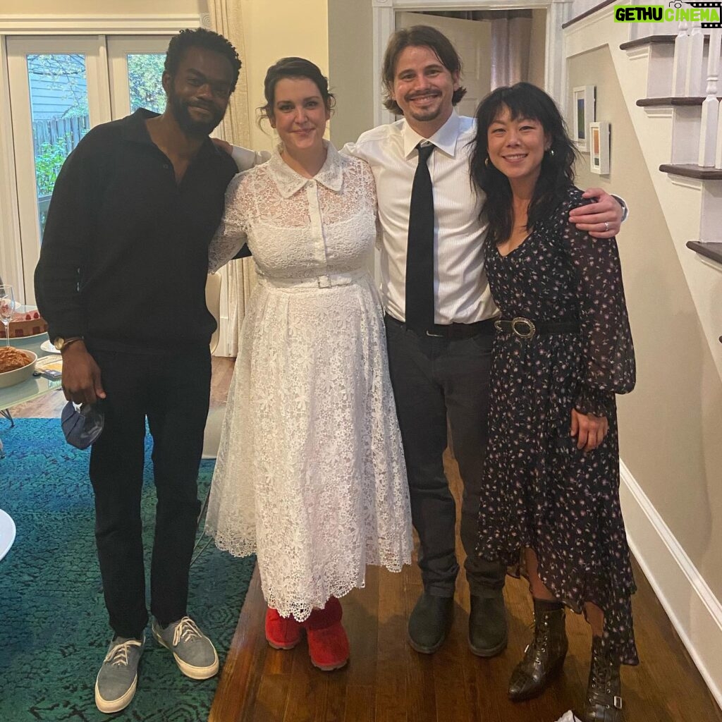 Melanie Lynskey Instagram - Happy anniversary to my love @jason_ritter , you wonderful kind beautiful man. I still smile every time I remember our very tiny wedding. This is one of about eight pictures I have. Sorry if I look too glamorous in this photo guys, it is what it is #uggslippers