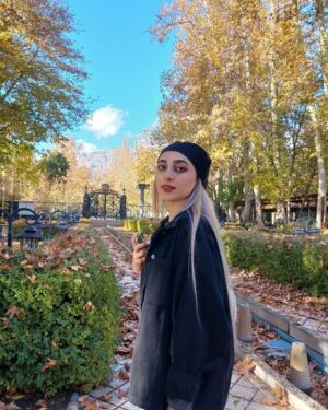 Melika Shaban Instagram - ☀️🍁