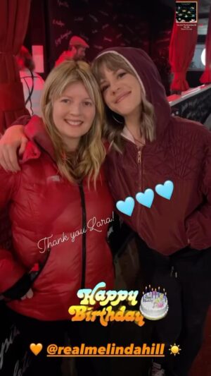 Melinda Hill Instagram - I love my friends CC: @larabeitz 🌸🩵🎉🤣🙏🙌
