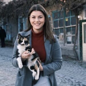Actress Melis Sevinç HD Instagram Photos and Wallpapers December 2022