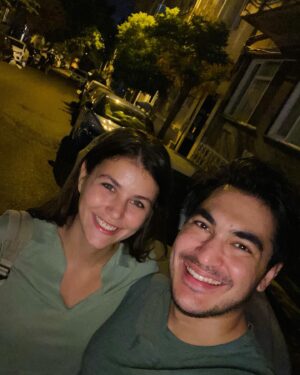 Melis Sevinç Instagram - Shrek gecesi mi varmıış, koşalım gidelim dört nala hey gidelim koşalım dört nala heyy 😍😍😍
