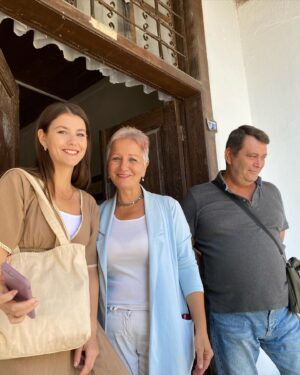Melis Sevinç Instagram - Sevinçler set ziyaretinde :))