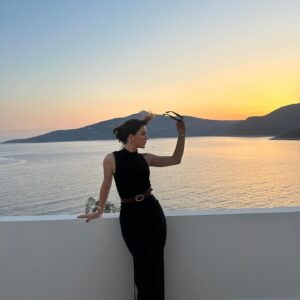 Melisa Berberoğlu Instagram - Hello Stranger.