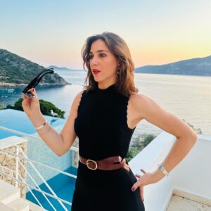Melisa Berberoğlu Instagram - Hello Stranger.