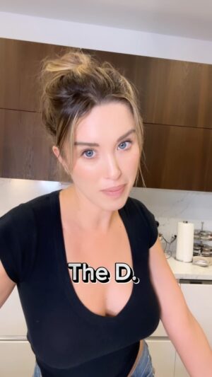 Melissa Bolona Instagram - 🌞☁️ Seasonal Depression or Low Vitamin D? ☁️🌞

Ever heard of seasonal depression? It’s a term often thrown around, but have you considered it might just be a case of low vitamin D levels? As winter rolls in and the days get shorter, our exposure to sunlight decreases, which can impact our vitamin D levels. Let’s shed some light on the symptoms of low vitamin D and the benefits of ensuring you’re getting enough of this vital nutrient!

Symptoms of low vitamin D include:
😔 Feeling more fatigued, even after a full night’s sleep.
😕 Noticing a subtle weakness creeping into my muscles.
😓 Dealing with random aches and pains that just won’t quit.
🧠 Poor concentration
🌧️ Mood swings or depression

But fear not! There are plenty of benefits to maintaining optimal vitamin D levels:
☀️ Strengthening bones and giving the immune system a boost.
💪 Supporting my mental well-being and helping to stay focused.
🧠 Playing a role in maintaining overall vitality and resilience. 

So, how can you ensure you’re getting enough vitamin D, especially during the winter months? While you can find it in foods like fatty fish, eggs, and fortified dairy products, and through supplements, the best source is the sun itself! Just a few minutes of sunlight exposure each day can make a big difference.

Remember, taking care of your vitamin D levels can make those winter blues a little less daunting! Don’t let the clouds dull your shine! ☀️💛 
.
.
.
.
.
.
#VitaminD #SunshineIsMedicine #WinterWellness