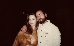 Melissa George Instagram - Please meet MR and MRS Fox. AKA Allie and Margot fox. Soon to be in your world April 30 on #appletv #themosquitocoast