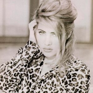Melissa Tkautz Instagram - My motto is; if you keep something long enough, it will come back into fashion 💁🏼‍♀️ Right?? 😆
Should have stolen this bad boy from the #SmashHits 💿 office .... would so rock this cheetah print right now (do we think this is actually cheetah? or leopard?) 🐆 💅
Anyone else a fashion hoarder? #vintage