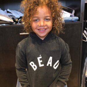 Melissa Tkautz Instagram - Everyone’s posting inspirational quotes and aspirational photos ... this is my version 💁🏼‍♀️ My kids are my inspiration, every single day. I live for the everyday funny, silly moments. Today was Cuba and I trying on his new @beau_hudson goodies ahead of our trip to #Thailand ... we did a mini photo shoot in my messy dressing room haha 🤟
Sorry for the mummy spam but sometimes you’ve got to gush ... love time with these beauties ❤️😍