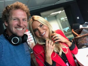 Melissa Tkautz Instagram - Monday’s are better at #TheMelAndRobShow back tomorrow ... tune into @triplemaussie ...... How was your Monday?💋💋