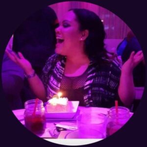 Melissa De Sousa Instagram - Screaming #HappyBirthday to my niece and #BFF #RideOrDie @kris_success Thank you for being a constant in my life no matter what! I am so proud of you and the amazing things you’ve accomplished! You always #workhard but you never forget to #play and #enjoylife Love you and have a great day!!❤️#QuarantineBirthday Pic #1 One of my favorite times at Pastis before it closed #2 A Mexican restaurant on the lower east side #3 BMH premiere #Bangs poppin #4 Love this pic of you one of your vacays #5 blurry as fuck but you looked amazing -premiere RBTL #6 crazy little girl #7 I wasn’t there but one of your fun Bdays with people celebrating you 🥳🎉🎈🎂🍕🍾🥂😘💓🙏🏽