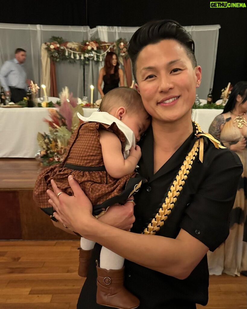 Melissa King Instagram - 1. My wedding date got drunk 🍼, she’s lucky she’s cute 👶🏻 2. My dancing with the stars audition. 3. I ❤️queer weddings. 4. Party tricks 🍾🗡️ 5-6. Fam 🖤