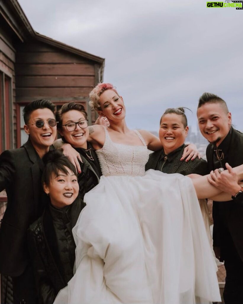 Melissa King Instagram - 1. My wedding date got drunk 🍼, she’s lucky she’s cute 👶🏻 2. My dancing with the stars audition. 3. I ❤️queer weddings. 4. Party tricks 🍾🗡️ 5-6. Fam 🖤