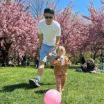 Melissa King Instagram – April blooms with Uncle Mel 🌸🌸🌸