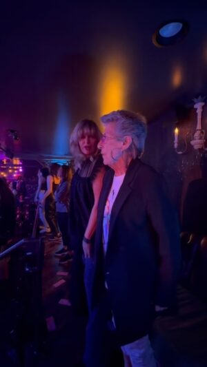 Melissa Peterman Instagram - If you get a chance to go to Vegas with Ellen Travolta. Do it. #ellentravolta