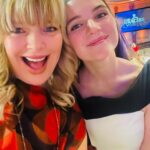Melissa Peterman Instagram - My heart is still full from the incredible night at the Gracie Awards. To be in the same room with these talented and incredible women who I admire and respect was an honor. Thank you @allwomeninmedia for having me. Congratulations to all the winner's and see you at book club! #gracieawards #table28forever #allwomeninmedia